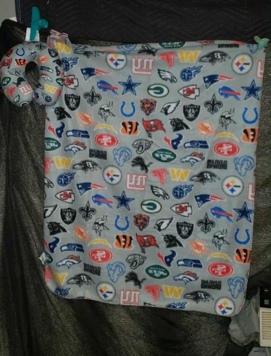 🩷 Football Set Neck Pillow & Blanket - Available