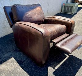 Lane recliner