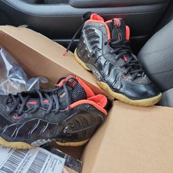 Nike Yeezy Foamposites Size 7