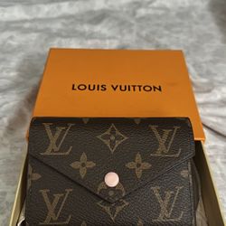 LOUIS VUITTON BELTS & WALLETS