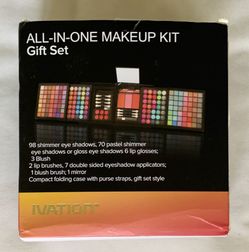 Ivation All-In-One Makeup Kit Gift Set