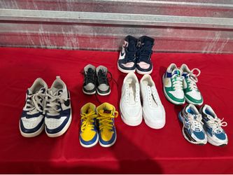Lot of sneakers