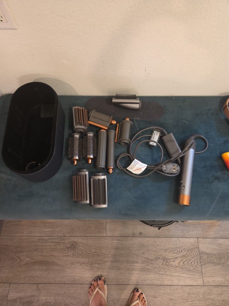 Dyson Airwap Multi Styler And Dryer
