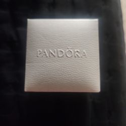 Pandora Sparkling Pear Halo Ring