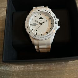 LRG Latitude White watch