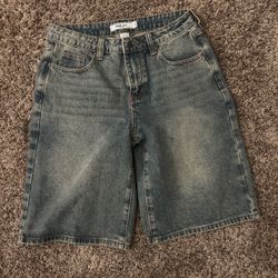 5’6-5’9 baggy jorts