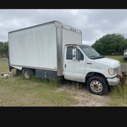 1992 Ford E-350