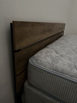Bed & Frame