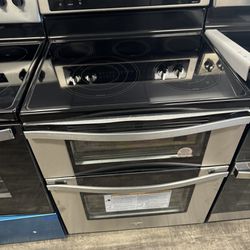 6.7 cu Ft Electric Double Oven 