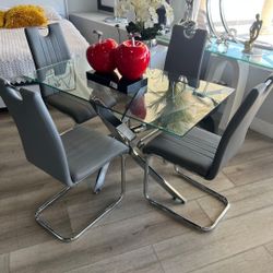 Dining Sets / Juegos de Comedor 