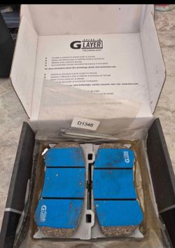 Ceramic front Brembo brake pads for 370Z G37