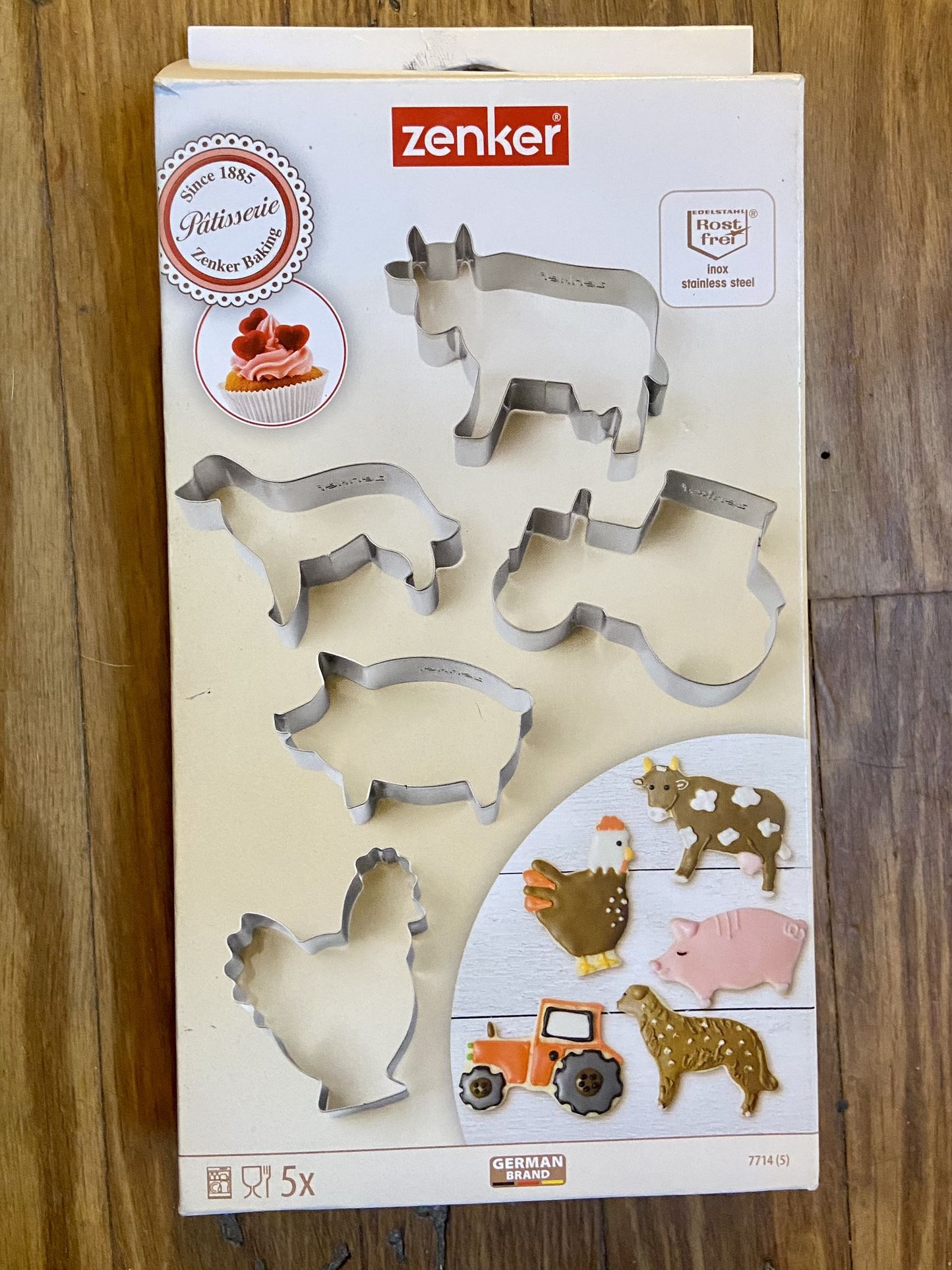 Stainless Steel Set of 5 Farmhouse Themed Cookie Cutters NIB by Zenker Baking