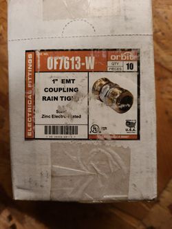 1" EMT Coupling Rain Tight
