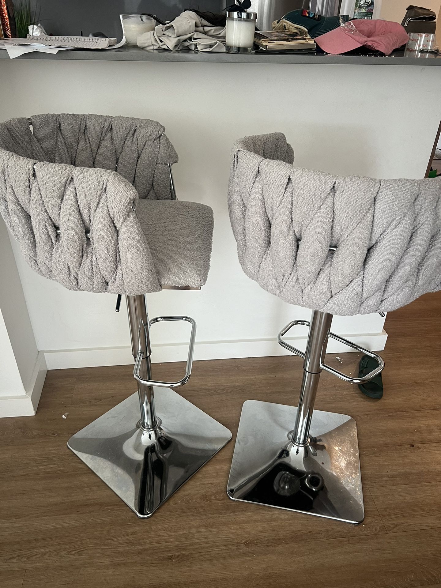 Stools  Chairs 