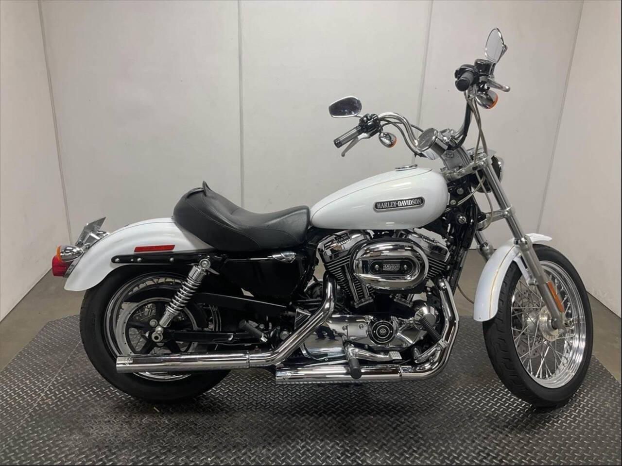 2008 Harley-Davidson Sportster 1200 Low