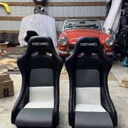 Recaro Pole Position Seats