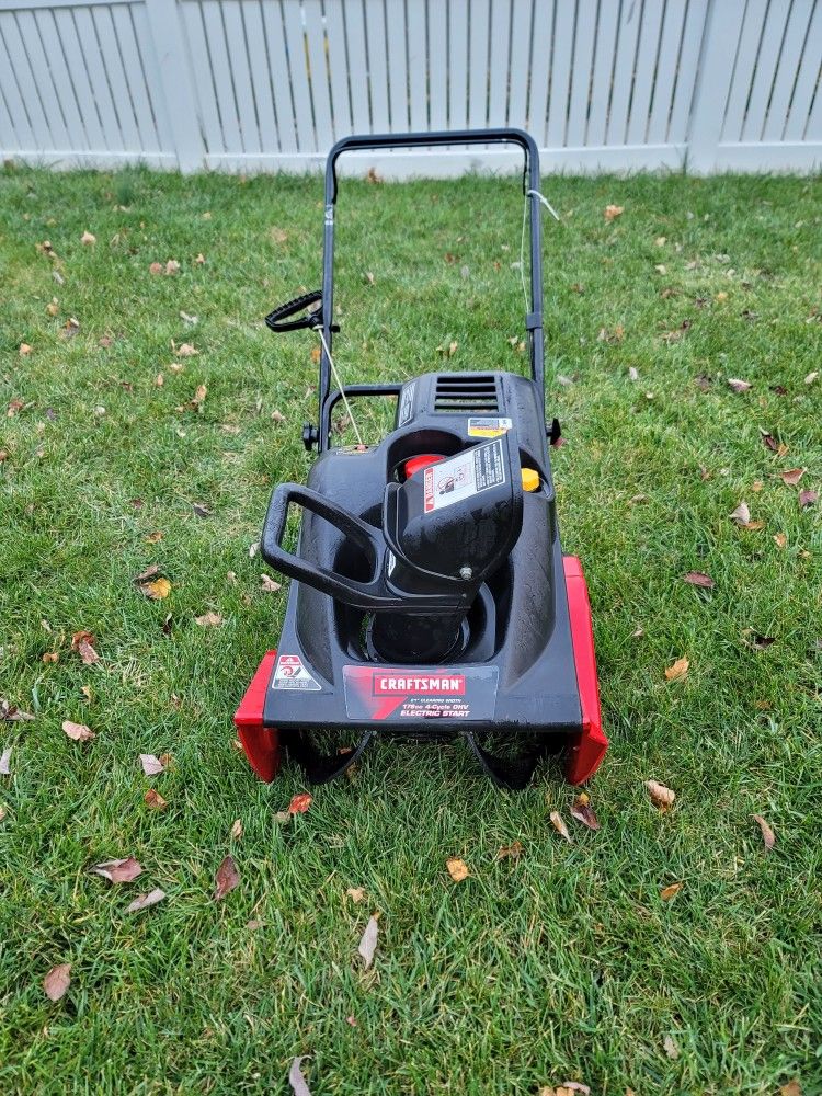 Craftsman 21 In. 179 cc Single Stage Snow Blower