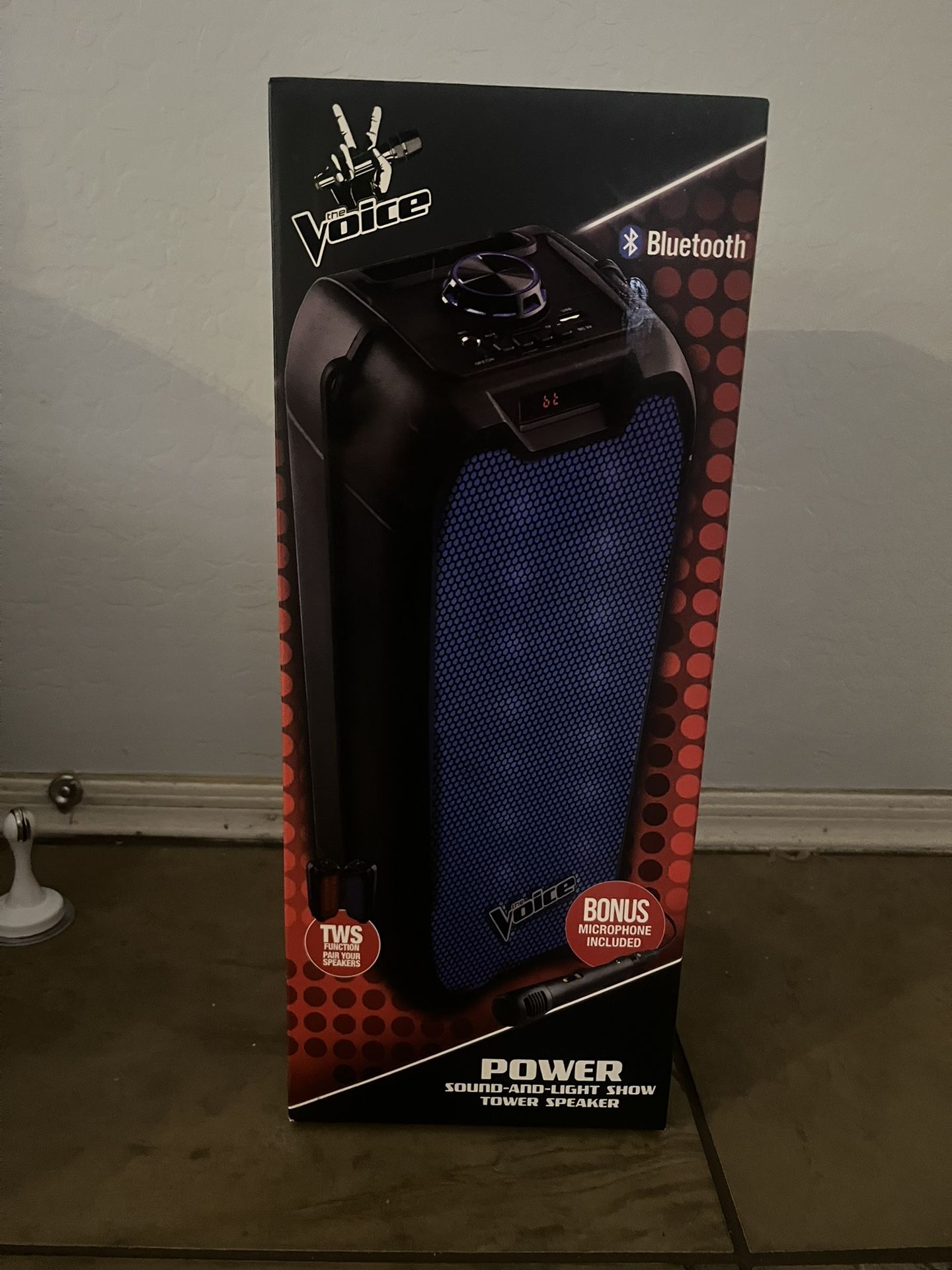The voice LED bluetooth speaker includes microphone