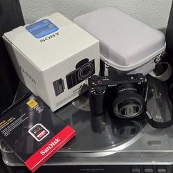 Sony ZV E10 ll  Mirrorles Camera 