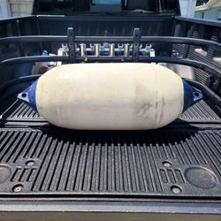 LARGE POLYFORM F-7 BUMPER Fender 41"x 15"