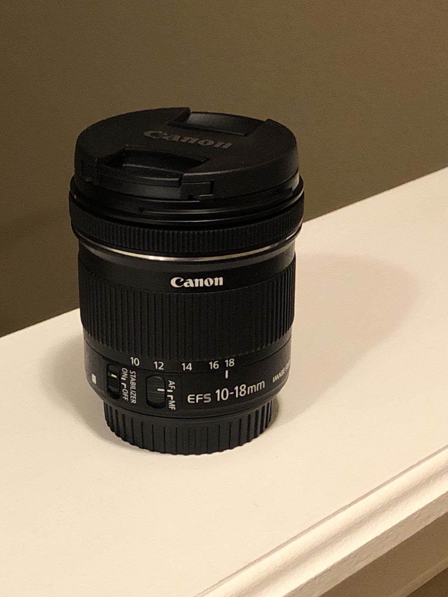 Canon EF-S 10-18mm f/4.5-5.6 lens