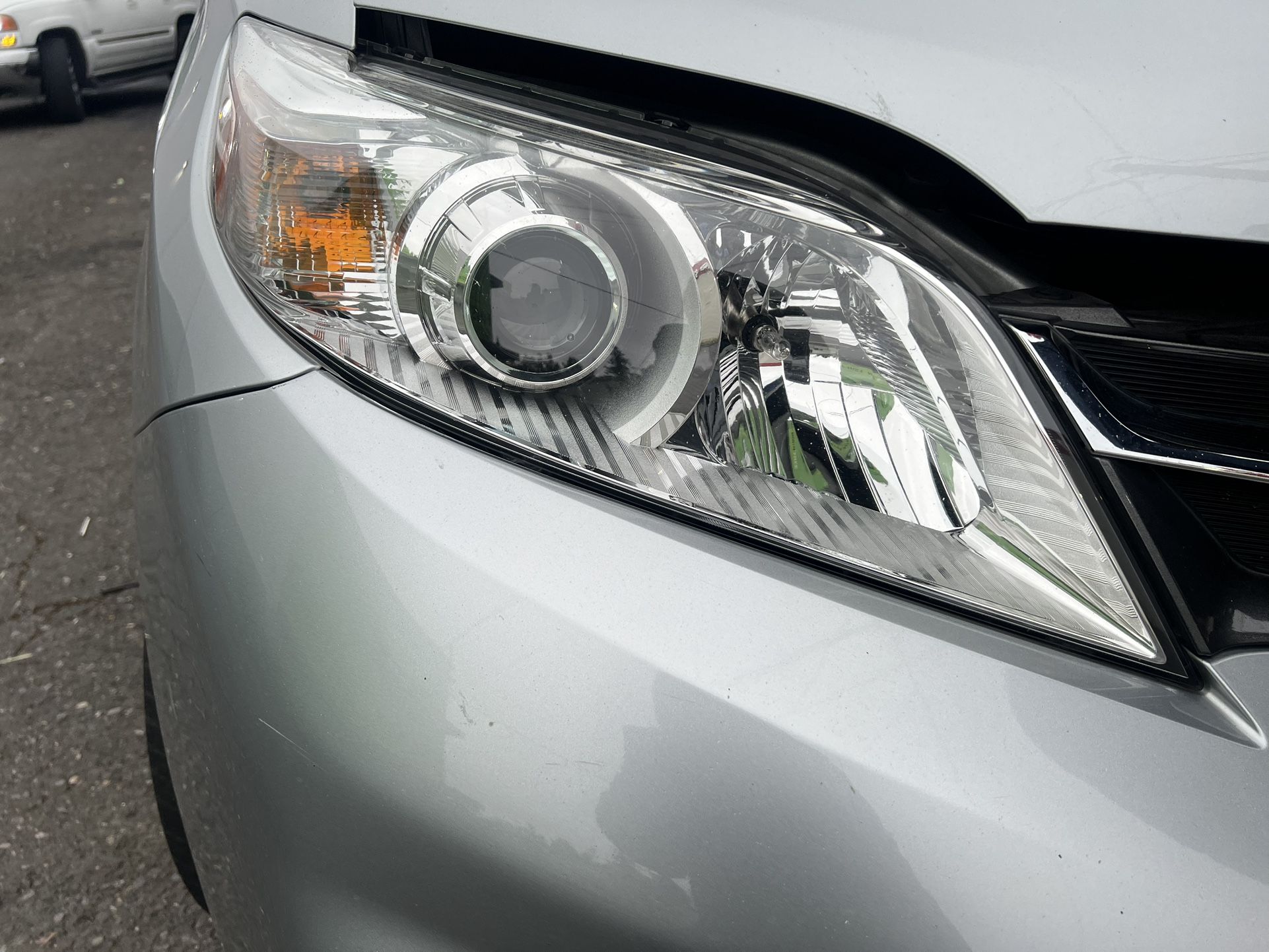 Toyota Sienna Headlights 2020
