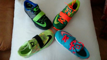 BEST opportunity now. NIKE SHOES SIZE 2