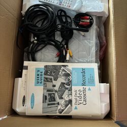 VCR/DVD Player Funai SV2000