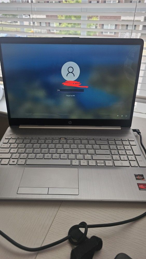 HP Laptop & Wireless Mouse