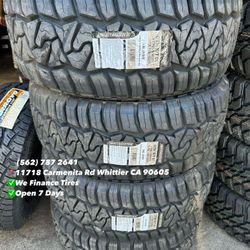 305/55R20 Gritmaster R/T New Set of Tires Installed and Balanced Set de Llantas Nuevas Instaladas y Balanceadas