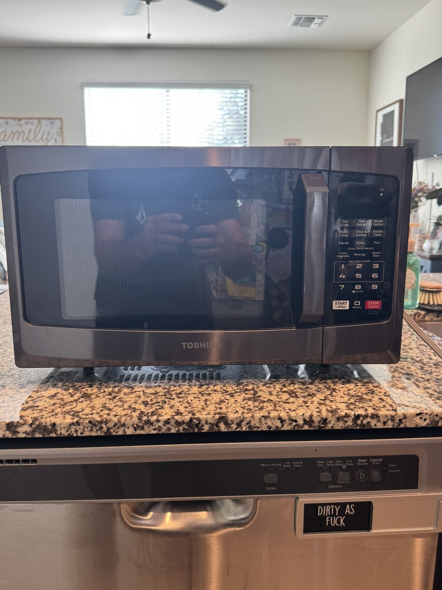 Toshiba Microwave Black Stainless Steel