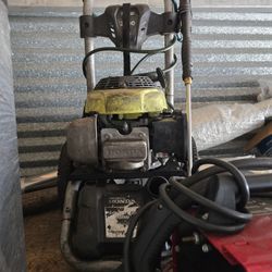 3000 PSI HONDA GAS PRESSURE WASHER