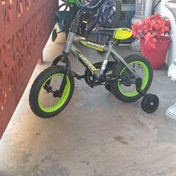Size 12" Boy Bike 