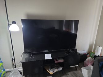 New Hisense 58 inch TV