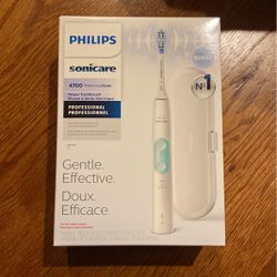 Philips Sonicare 4700 ProtectiveClean Tooth Brush