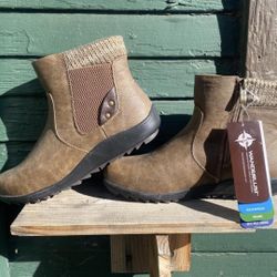 Brand New Boots (women’s)