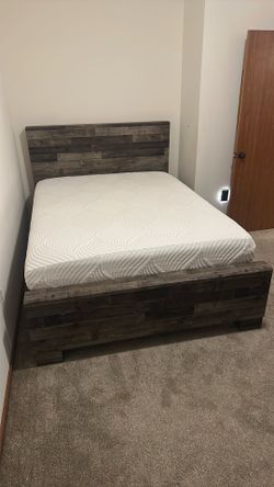 Queen Size Bed Frame with Dresser and Night Stand.