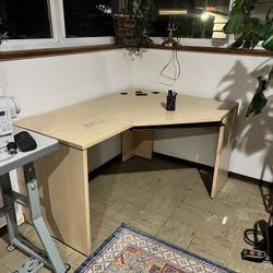 FREE Corner Desk - Sliding Keyboard Rack And Cable Cut-outs
