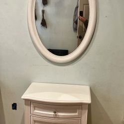 White Nightstand With Mirror 