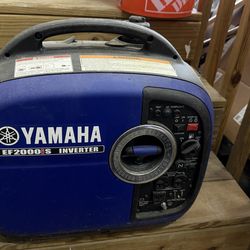 YAMAHA EF2200iS Inverter Generator, 2200 Watts, Blue
