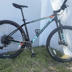 🚴🏻 Bianchi Nitron Carbon MTB – Size 48 – SRAM 12 Speed – 29er 🔥  Lightweight, fast, and ready to ride 💨 Perfect for trails, city riding, or anyone