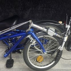 California Classic Dahon Fold Up Bike 
