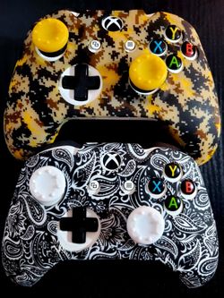 Custom Xbox One Controllers