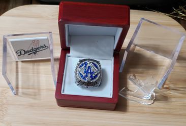 LA Dodgers World Series Championship Rings 