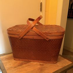 Woven Wicker Picnic Basket