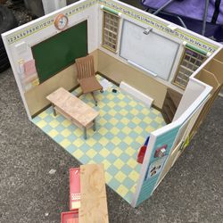 Big Doll School House 