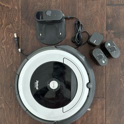 Roomba 690 Robo Vacuum