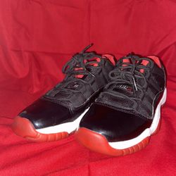 Jordan 11 Retro Low Breds