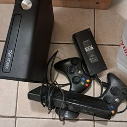 XBox 360 w/21 Games