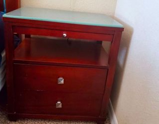 King Size Tempurpedic Bed With Mattress And Two Night Stand
